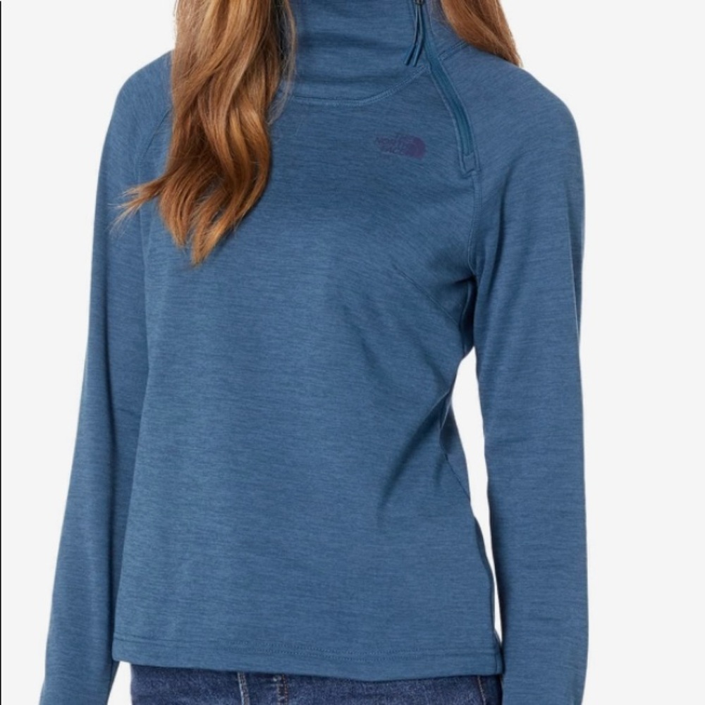 The North Face Canyonlands 1/4 zip pullover. Monterey Blue.